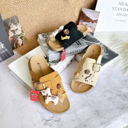 Dép Bánh Mì Nữ Đính Charm Dễ Thương, Quai Ngang Khóa Vuông Đế Dày 5