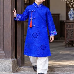 Áo dài bé trai Trung Thu Lễ Tết - Họa tiết chữ Phúc Thọ - bế mặt vải bắt sáng sang trọng - chất liệu Gấm dệt cao cấp 4