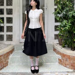 Chân Váy Lửng Kiểu Nữ Vải Kaki SUMI Đính 4 Nút Dáng Lửng Đơn Giản Kiểu Nhật đen trắng VANISA V4N 4