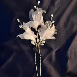 Trâm Cài Tóc Cô Dâu Hoa Voan Ngoc Trai – Phụ Kiện Tóc Cưới Handmade Thanh Lịch Sang Trọng ponny 5
