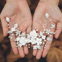 Dây Cài Tóc Cô Dâu Hoa Baby Ngoc Trai Pha Lê – Phụ Kiện Tóc Cưới Handmade Thanh Lịch ponny 2