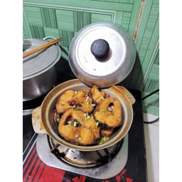 Nồi Gang Đúc Nguyên Khối 22cm Có Nắp 5