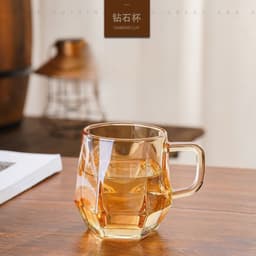 Bộ cốc bình nước thuỷ tinh cao cấp, bộ bình nước 6 cốc kèm khay để bàn sang trọng cho phòng khách phong cách hiện đại 4