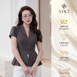 Áo Peplum Cổ Vest Ngắn Tay Cách Điệu Chất Trượt Kẻ Thanh Lịch MACI MCASMKE0415 Thời Trang Nữ 1