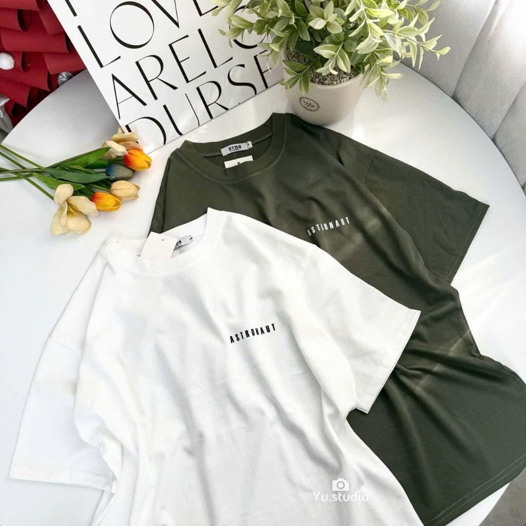 Áo thun 3158 YUSTUDIO form rộng áo thun unisex nam nữ trước ngực mẫu ASTRONAUT