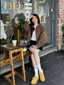 Áo Khoác Kaki Nữ Cổ Tàu Khóa Kéo Dáng Bomber Form Rộng Trẻ Trung Năng Động Phong Cách Hàn Quốc 3