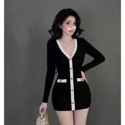 Đầm Tăm Len Gân Ôm Dáng Cổ V Phối Viền Nút Cài Tay Dài Dáng Ngắn Tôn Dáng Thanh Lịch Thu Đông Kieupham.shop 6
