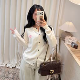 𝟏𝟒𝐚𝐦.𝐬𝐭𝐮𝐝𝐢𝐨 | Áo Khoác Cardigan Len Cổ Tròn Dệt Kim Dài Tay Thêu Trái Tim Cài Cúc Hàn Quốc 1