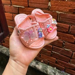 Dép Tổ Ong cho Bé Gái Có Quai Thun Kèm Sticker 0-5 Tuổi Dép Tập Đi Cho Bé Kem déptổong chobé cóchun 7