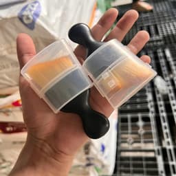 Chổi mini vệ sinh nội thất lông mềm vát xéo nắp đậy. NL 9