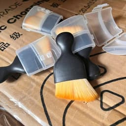 Chổi mini vệ sinh nội thất lông mềm vát xéo nắp đậy. NL 8