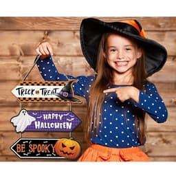 Bảng Happy Halloween, Trick or Treat, Be Spooky treo cửa gồm 3 tấm bằng gỗ có dây treo trang trí lễ hội 3