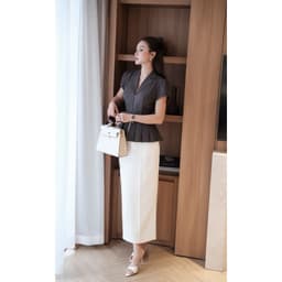 Áo Peplum Cổ Vest Ngắn Tay Cách Điệu Chất Trượt Kẻ Thanh Lịch MACI MCASMKE0415 Thời Trang Nữ 5