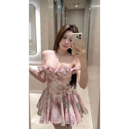 Đầm lụa hoa hồng trễ vai dáng xoè cúp ngực 6