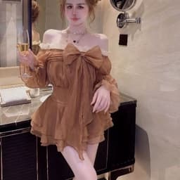 Set áo tơ trễ vai viền ren kết nơ và chân váy xếp tầng có lót 5