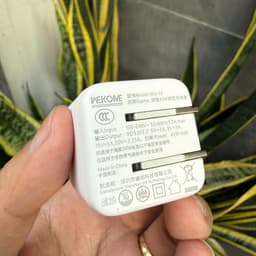 Cốc, Củ sạc nhanh 45W Wekome WU-13 công nghệ AI mới và 30W Anker Zolo A2698/ Remax CM01 7