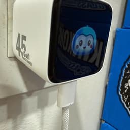 Cốc, Củ sạc nhanh 45W Wekome WU-13 công nghệ AI mới và 30W Anker Zolo A2698/ Remax CM01 5