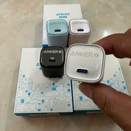 Cốc, Củ sạc nhanh 45W Wekome WU-13 công nghệ AI mới và 30W Anker Zolo A2698/ Remax CM01 9