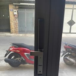 Khóa điện tử Face ID Nhận diện khuôn mặt cho cửa nhôm Xingfa có vân tay App TTLOCK chống nước mưa ngoài trời D20 D30 9