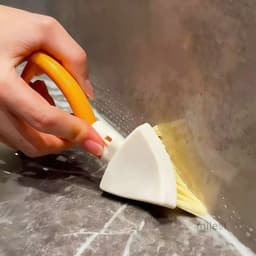 Bàn chải vệ sinh tam giác mũi cong gấp gọn đa năng và Bàn Chải Vệ Sinh Góc Chết. LMS 6