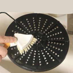 Bàn chải vệ sinh tam giác mũi cong gấp gọn đa năng và Bàn Chải Vệ Sinh Góc Chết. LMS 4