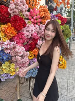 [LYNLUX] Đầm Đen Dáng A Phối Nơ Ngực Ngọt Ngào, Váy Hai Dây Ôm Body Tôn Dáng Chất Thun Dày Dặn Co Giãn Cao Cấp 4