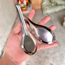 Thìa/Muỗng inox cao cấp hoa sen và Nhựa Phíp Lùn Việt Nhật 2856. LMS 2
