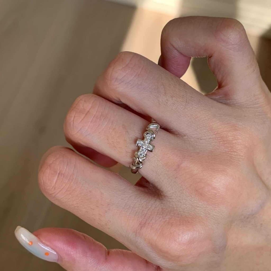 B20 Nhẫn thánh giá phong cách gothic cá tính cho nữ đính đá nhỏ zircon