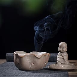 Lư Xông Trầm Gốm Tượng Chú Tiểu Ngồi Thiền Trên Đài Sen 4
