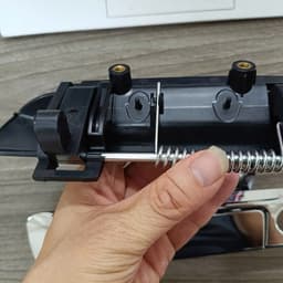 Thanh Lý Lỗ Vốn Tay Mở Bửng Sau Ranger / BT50 (2018-2021) Loại Có Lỗ Khóa Cơ - Lắp Chuẩn Form 7