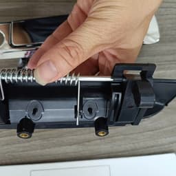 Thanh Lý Lỗ Vốn Tay Mở Bửng Sau Ranger / BT50 (2018-2021) Loại Có Lỗ Khóa Cơ - Lắp Chuẩn Form 8