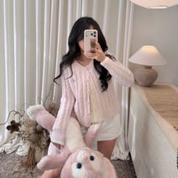 𝟏𝟒𝐚𝐦.𝐬𝐭𝐮𝐝𝐢𝐨 | Áo Khoác Cardigan Len Nữ Aimée Dệt Kim Vặn Thừng Thêu Logo Ngựa Phong Cách Hàn Quốc Dễ Thương 3