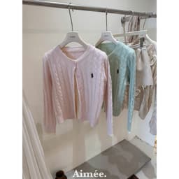 𝟏𝟒𝐚𝐦.𝐬𝐭𝐮𝐝𝐢𝐨 | Áo Khoác Cardigan Len Nữ Aimée Dệt Kim Vặn Thừng Thêu Logo Ngựa Phong Cách Hàn Quốc Dễ Thương 9