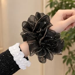 Buộc Tóc Scrunchie Voan Đen Bản To Viền Ánh Kim Lấp Lánh – Dây Cột Tóc Hoa Xòe Sang Trọng Nữ 4