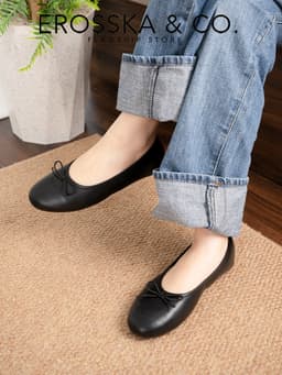 [EROSSKA] - Giày búp bê mũi tròn, phong cách balletcore kiểu dáng basic màu kem - EL146 11