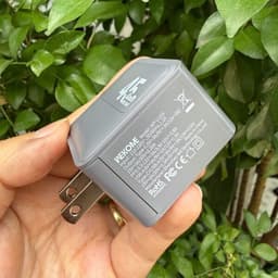 Cốc, Củ sạc nhanh 45W Wekome WP-U103 2 cổng (A+C) và 35W Wekome WP-U105/ 20W Remax RP-U120 5