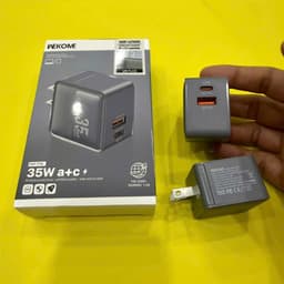 Cốc, Củ sạc nhanh 45W Wekome WP-U103 2 cổng (A+C) và 35W Wekome WP-U105/ 20W Remax RP-U120 9