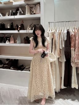 Đầm váy dài thiết kế chất Ren hoa cổ tròn tay cánh tiên sang trọng dáng dài thanh lịch 5