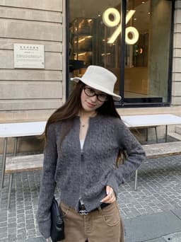 𝑾𝑮𝑾𝑬 𝑺𝒕𝒖𝒅𝒊𝒐 𝒙 𝑬𝑵𝑬𝑵 Áo Len Cardigan Nữ Vặn Thừng Nổi Thêu Ngựa Basic Phong Cách Hàn Quốc 11581 9
