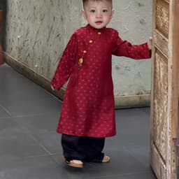 Áo dài bé trai kèm quần 4 màu - chất liệu lụa cao cấp - tặng kèm dây khánh - hàng thiết kế loại 1 chuẩn y hình 3