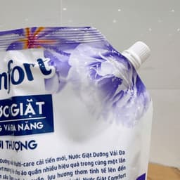 Nước Giặt Comfort Dưỡng Vải Đa Năng Thời Thượng túi 3,6KG 4