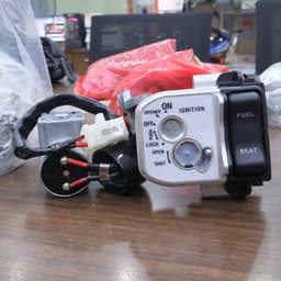 Khoá Xe Máy,Bộ Ổ Khoá Xe Máy,Khoá Xe Airblade 110 Thương Hiệu BOX 6