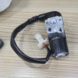 Khoá Xe Máy,Bộ Ổ Khoá Xe Máy,Khoá Xe Airblade 110 Thương Hiệu BOX 4