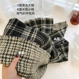 Khăn choàng cổ 2 mặt, họa tiết caro  viền tua rua phong cách thời trang nữ P5M0 4