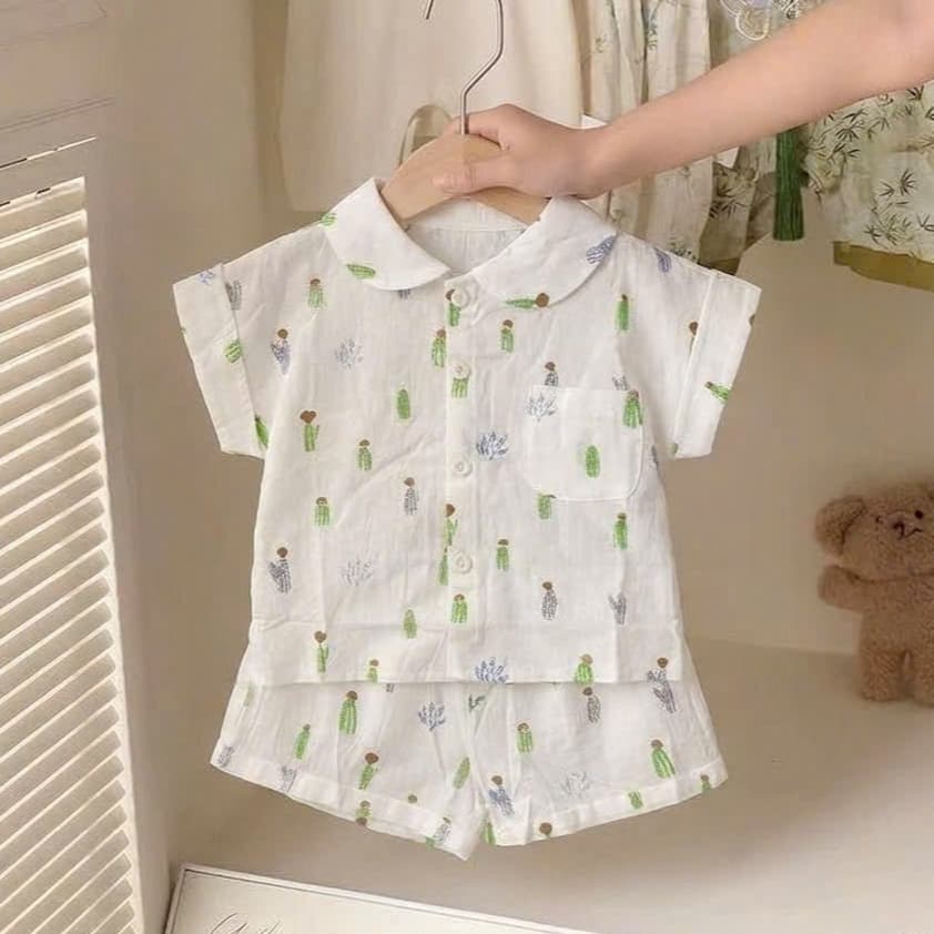 Bộ Cộc Tay Mặc Nhà Cho Bé Xô Đũi Xước Họa Tiết Xương Rồng Cổ Sen Cài Cúc Trắng Dễ Thương OlaBebe