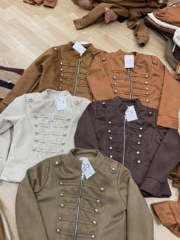 Áo Khoác Da Lộn Nữ 2 Lớp Dáng Ngắn Cổ Đứng Khóa Kéo Cúc Nổi Sang Chảnh Phong Cách Hàn Quốc 4