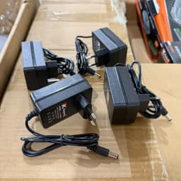 SẠC PIN 21V_0.8AH CHÂN PHỔ THÔNG KAPUSI K00007 CẤM ĐIỆN TRỰC TIẾP 220V 5
