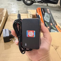 SẠC PIN 21V_0.8AH CHÂN PHỔ THÔNG KAPUSI K00007 CẤM ĐIỆN TRỰC TIẾP 220V 4