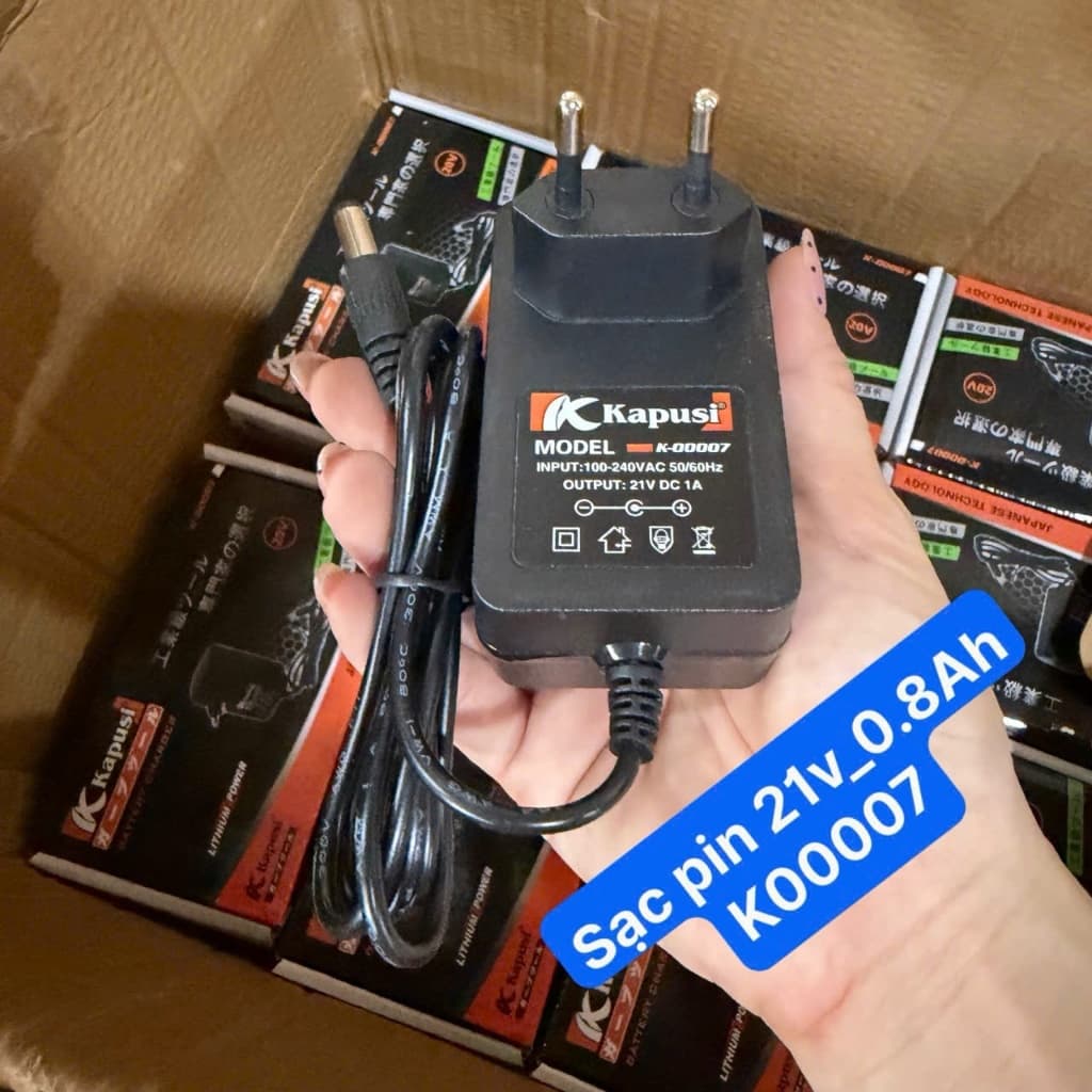 SẠC PIN 21V_0.8AH CHÂN PHỔ THÔNG KAPUSI K00007 CẤM ĐIỆN TRỰC TIẾP 220V