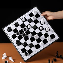 Bộ Cờ Vua Nam Châm Gập Gọn 31.5cm Cao Cấp Tặng 2 Quân Hậu Đồ Chơi Trí Tuệ Phát Triển Tư Duy Cho Bé 4